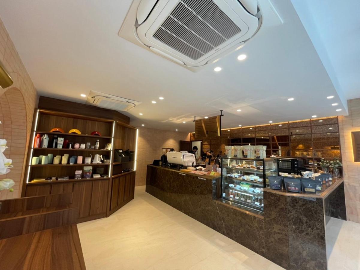 The Quarter Ploenchit By Uhg Apartment Bangkok Ngoại thất bức ảnh